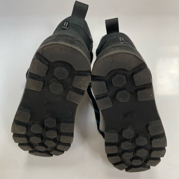 Snow boots Winter boys 9 black warm sneakers shoes kids waterproof Toddler H&M W - Picture 5 of 5